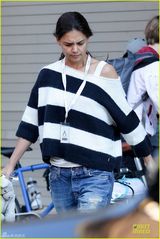 组图：前阿汤嫂凯蒂素颜出街面部浮肿显老相