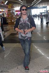 组图：彭顺小三门后首露面 称与李心洁关系OK