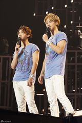 组图：东方神起日巡落幕 到场人数再创纪录