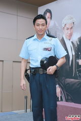 组图：郭晋安为宣传坐轮椅 田蕊妮假发像徐子珊