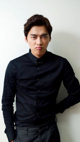 手机壁纸：百变李易峰