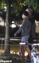 笑Cry！泰民与KAI“约会”搭肩被抓包