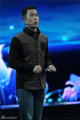 组图：《超演》乐嘉痛失爱将 现场失控发飙