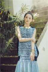 组图：徐璐潮流街拍曝光 演绎当“夏”时尚元素