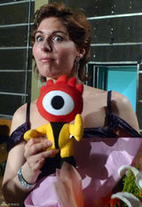 高清组图：挪威美女天后西丝尔与小浪亲密合照