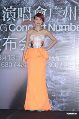 组图：容祖儿下月广州开唱 澄清与何韵诗台湾庆生