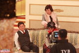 组图：TVB台庆男女演员反串 陈豪郭晋安扮姨太太