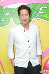 组图：何傲儿两周恋情见光死 周子扬惨遭分手