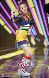 组图：音乐节目《The show》 星光熠熠看点多