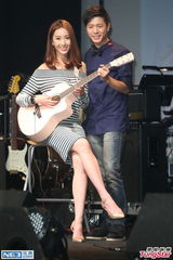 组图：韦礼安常被男友人骚扰 隋棠为其站台