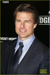 组图：《明日边缘》巴黎首映 阿汤哥男神风度