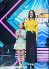 组图：新声代派任务玩国粹 茜拉被中国诗词玩晕