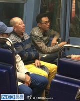 组图：刘烨率爷爷辈明星巴黎录制《花样爷爷》