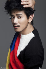 组图：陈晓东蓄须写真演绎花样大叔