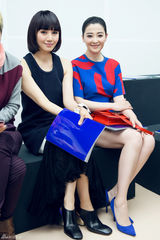 组图：王菲亮相品牌秀帅气十足 那英端庄典雅