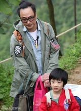 组图：吴镇宇儿子成长照曝光 曾被老爸评太帅