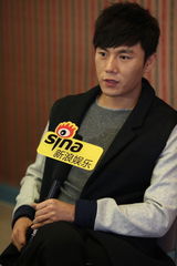 组图：新浪娱乐威尼斯对话《闯入者》秦昊