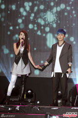 组图：林大晋首场个唱开启 罗志祥监场压阵