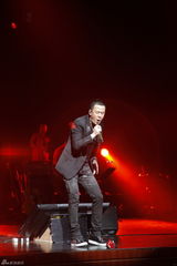 组图：杨坤32场巡演落幕 家乡呼和浩特收官演出