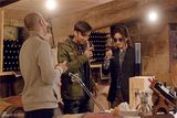 组图：《十二道锋味》赵薇向谢霆锋展示法国千万酒庄