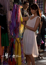 组图：《一生一世》80年代照 谢霆锋高圆圆少年