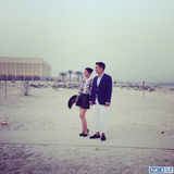 组图：周迅与男友高圣远牵手亮相 幸福恩爱