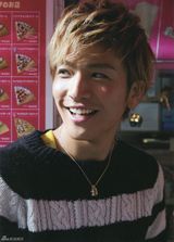 组图：岩田刚典半裸秀肉体美 看完根本把持不住