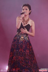 组图：刘德华红馆开唱 曝张耀荣当年勇挡黑帮