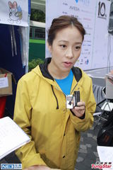 组图：林嘉欣忧女儿发烧 丁子高教子送千嬅礼物