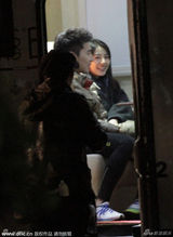 组图：高圆圆与赵又廷被曝领证 甜蜜瞬间回顾