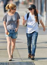 组图：出柜女星佩吉约会《纸牌屋》凯特玛拉