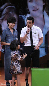 组图：陆毅贝儿古装齐亮相 另类扮相玩穿越