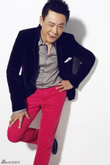 组图：王斑性格写真潇洒酷劲演绎都市魅力男