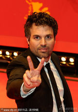 幻灯图集：《关门岛》首映 莱昂纳多亮相成焦点