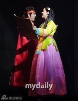 组图：SJ圭贤徐贤演绎《月亮怀抱太阳》帝妃恋