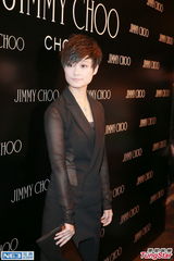 组图：郑秀文坦言未婚 李宇春默认出场费70万