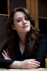 策划：大胸日？美队MAX同天庆生 人间胸器齐聚