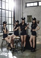 韩团 Girls Day 女警制服诱惑拍广告