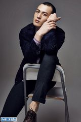 组图：马文龙痞态休闲大片 引领今夏光头风潮