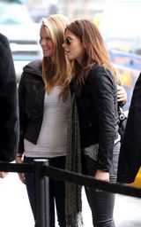 组图：《暮光》三星抵达洛杉矶 新片开拍在即