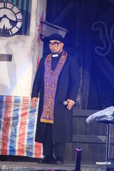 组图：林海峰红馆演出 草蜢任嘉宾杨千嬅捧场