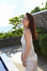 组图：日本女星杉本有美湿身诱惑 火辣身材性感撩人