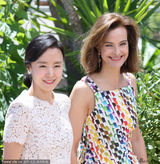 组图：戛纳评委会亮相 贾樟柯戴黑超现身