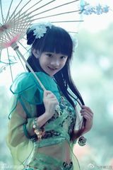 组图：爸爸2萌娃遭PS 杨阳洋费曼女装变萌妹子