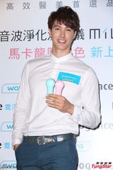 组图：柯震东涉毒锦荣感惊讶 望小时代不受影响