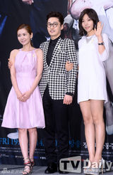 组图：《杜鹃之巢》张瑞希紫裙亮相 美貌不减