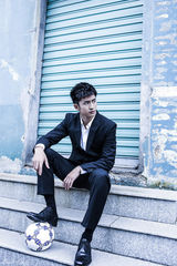 组图：张云龙足球写真酷帅富男性魅力