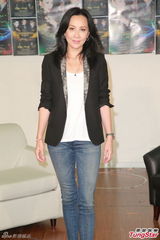 组图：刘嘉玲再排《杜老志》忘词 梁家辉安慰