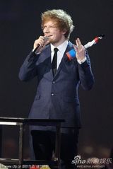 组图：全英音乐奖 艾德-希兰获英国最佳男歌手