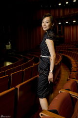 幻灯图集：陈数剧院优雅写真 《简爱》票房创新高